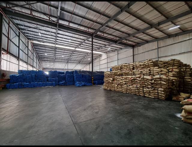 10,614M² WAREHOUSE TO LET IN MOBENI